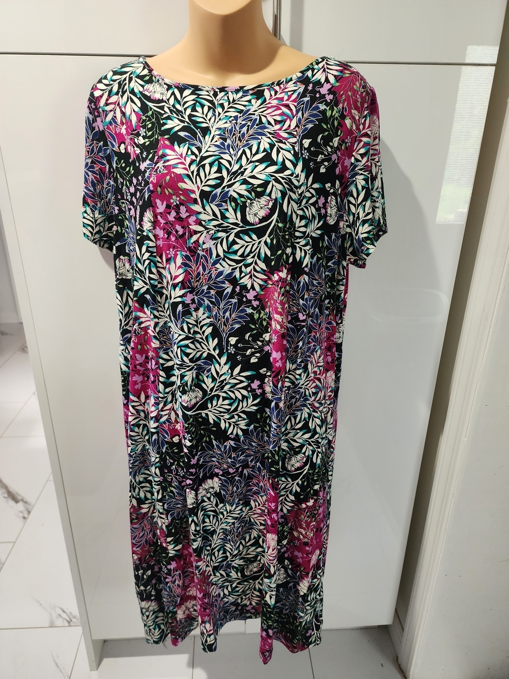 J. Jill Black, Magenta & Teal Leaf-Print Maxi Dress